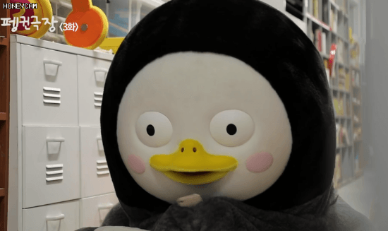 남다르다는 이유로 친구들한테 따돌림을 당했던 외로운 펭수 (찐세계관) | 인스티즈