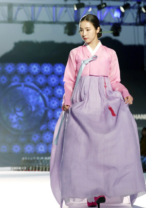 한복이 잘 어울리는 여자 연예인들.jpgif | 인스티즈