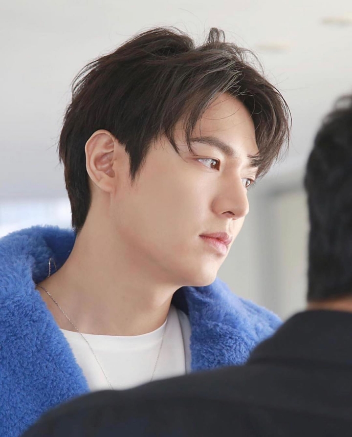 최근 sns에 뜬 더킹 촬영중인 배우 이민호 실물 후기들 | 인스티즈