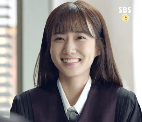 아이돌 데뷔만 하면 다 쉽게 센터 되는 줄 아는듯한 사람들 | 인스티즈