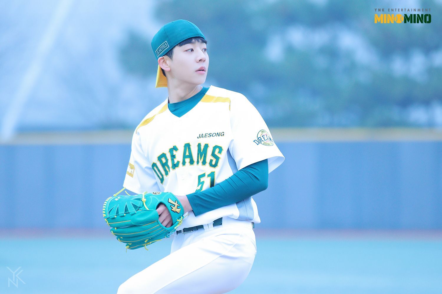 거의 홈마 퀄 같은 스토브리그 유민호(채종협) 소속사 포스트 사진 | 인스티즈