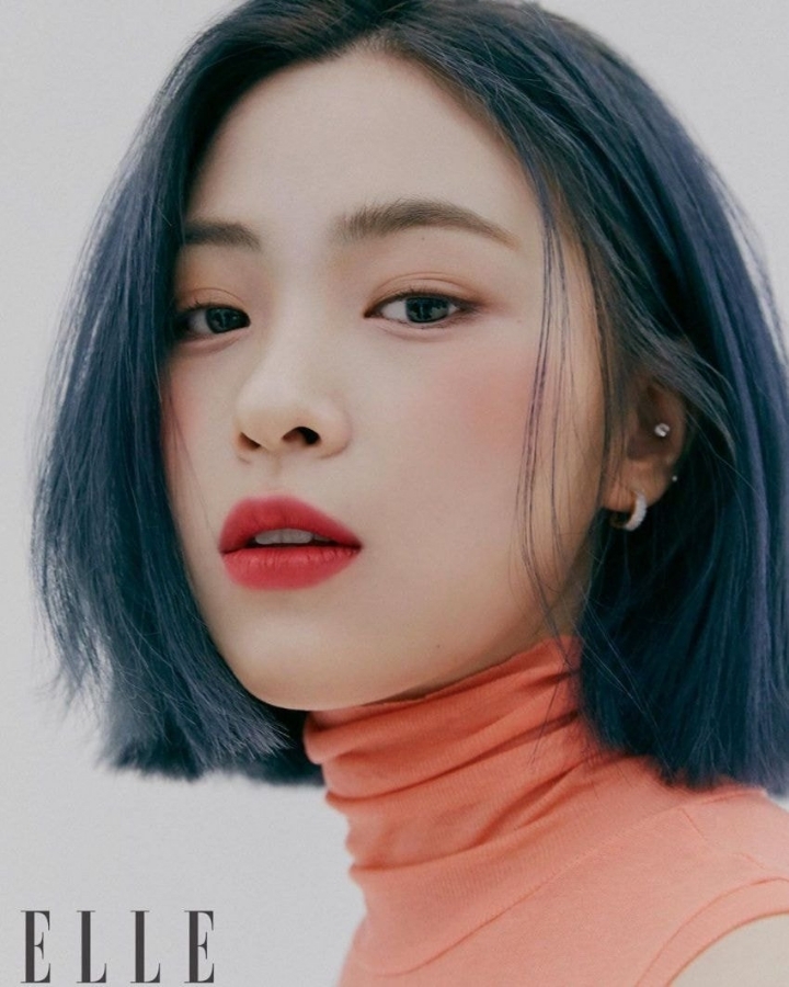 초중고 학창시절 레전드 졸사 라인업 있지 itzy 류진 성장과정 | 인스티즈