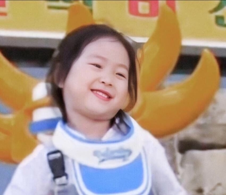 초중고 학창시절 레전드 졸사 라인업 있지 itzy 류진 성장과정 | 인스티즈