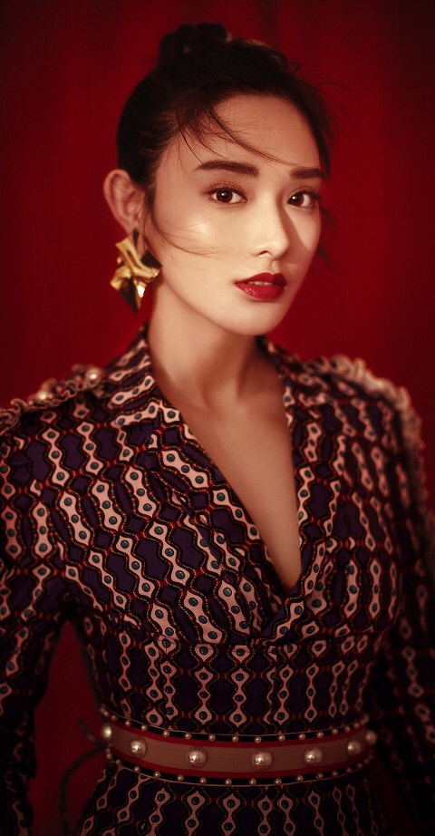 판빙빙 탈세때문에 차기작을 못 보고 있는 중국 여자배우..jpg (데이터) | 인스티즈