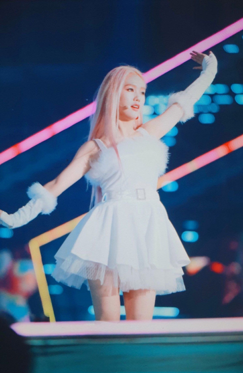 공중파에 박제한 앞머리 깐 오마이걸 미미.jpgif | 인스티즈