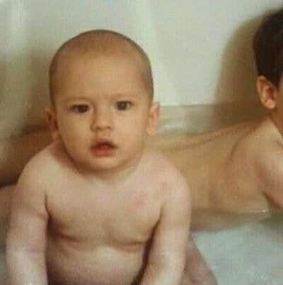 200억 쯤 콧대에 걸고 태어난 얼굴수저의 표본.... | 인스티즈