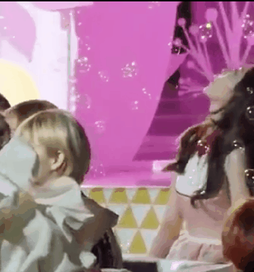 비눗방울먹으려는 아이린 | 인스티즈