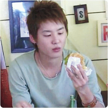 데뷔15년이라 올려보는 시아준수 포크레인으로 덕후 쓸어담던 시절.jpg | 인스티즈