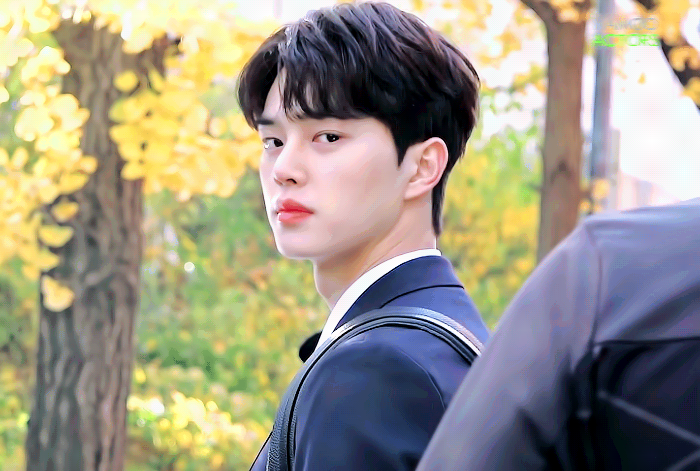 취향에 따라 갈리는 남자배우 비주얼 3대장.gif (데이터) | 인스티즈