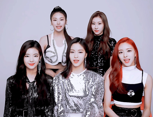 ITZY(있지) 졸업사진.jpg | 인스티즈