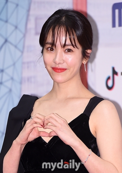 MBC연기대상 한지민.jpg | 인스티즈