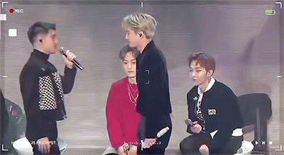 줌1이 레전드라고 생각하는 러브샷 엑소 카이 | 인스티즈