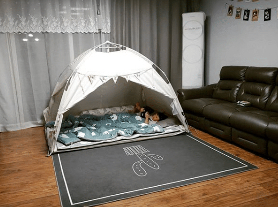 특히 어린 아이들 있는 집에서 점점 많이 쓰이는 방한용품.jpg | 인스티즈