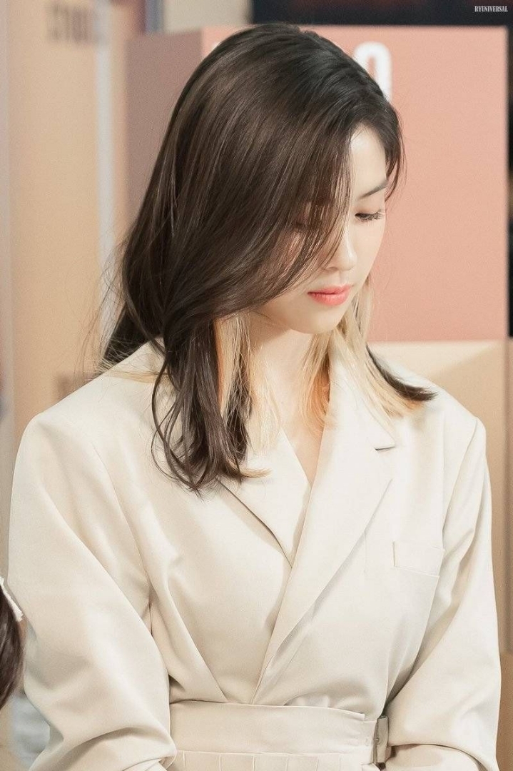 웹툰 속 쿨한 캐릭터가 떠오르는 ITZY 있지 류진 | 인스티즈