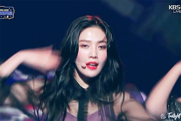 [2018가요대축제] 조이 눈빛에 홀리고 윙크에 바로 죽은 V 안무.gif | 인스티즈