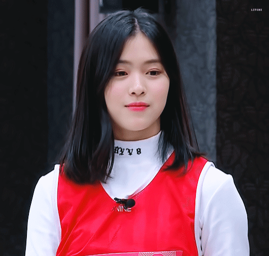 초중고 학창시절 레전드 졸사 라인업 있지 itzy 류진 성장과정 | 인스티즈