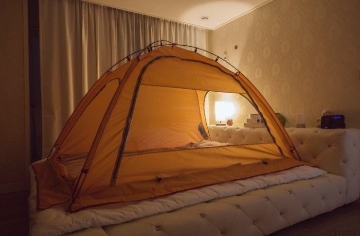 특히 어린 아이들 있는 집에서 점점 많이 쓰이는 방한용품.jpg | 인스티즈