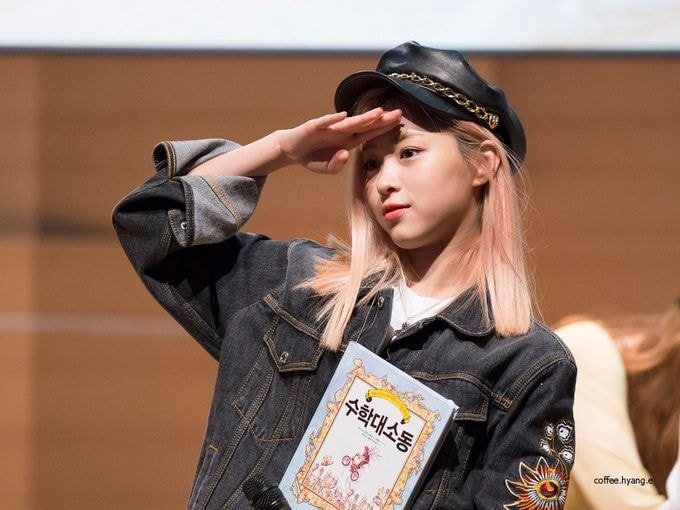 초중고 학창시절 레전드 졸사 라인업 있지 itzy 류진 성장과정 | 인스티즈