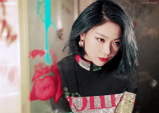 초중고 학창시절 레전드 졸사 라인업 있지 itzy 류진 성장과정 | 인스티즈