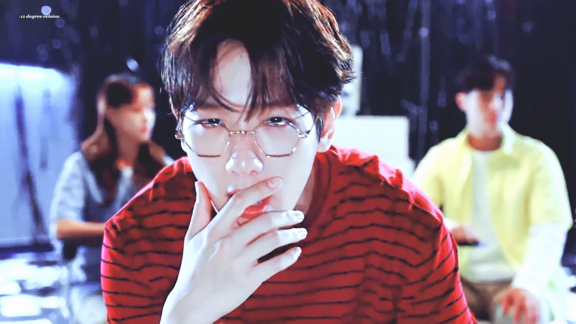 영(young) 이미지