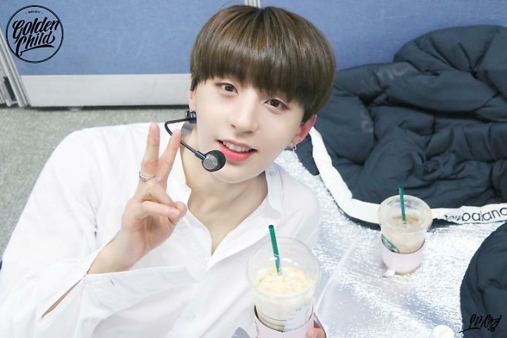 성윤 이미지