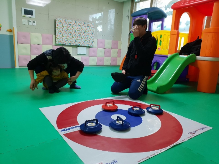 킨더짐 이미지