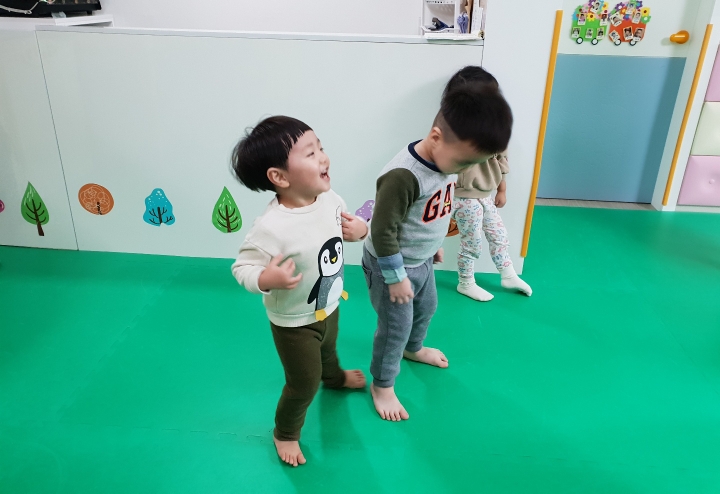 킨더짐 이미지