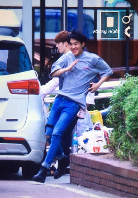 사람사는 거 다 똑같은 거 같은 아이돌 출퇴근 온도차 모음.jpg | 인스티즈