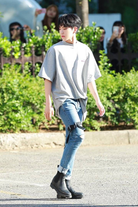 사람사는 거 다 똑같은 거 같은 아이돌 출퇴근 온도차 모음.jpg | 인스티즈