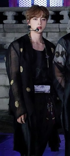 경복궁 무대후 해외 방탄팬들이 관심 가지고있는 한국 전통 장신구 jpg | 인스티즈