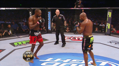 호신용 기술 추천 '오블리크 킥'.gif | 인스티즈