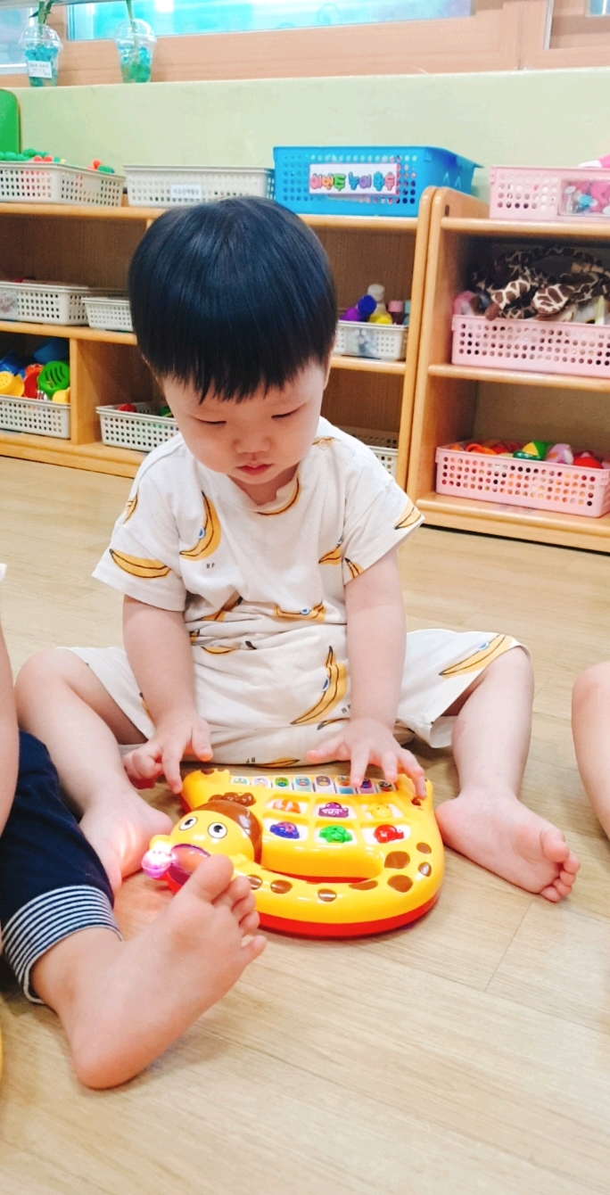 기린피아노 이미지