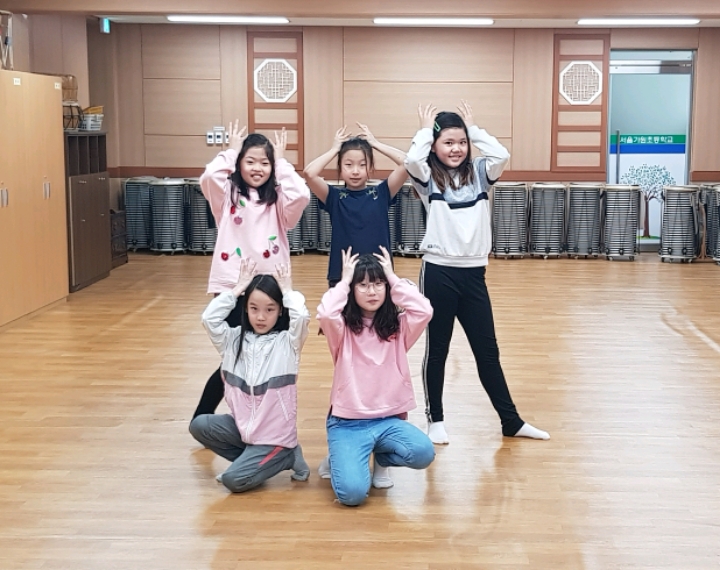 잇지 이미지