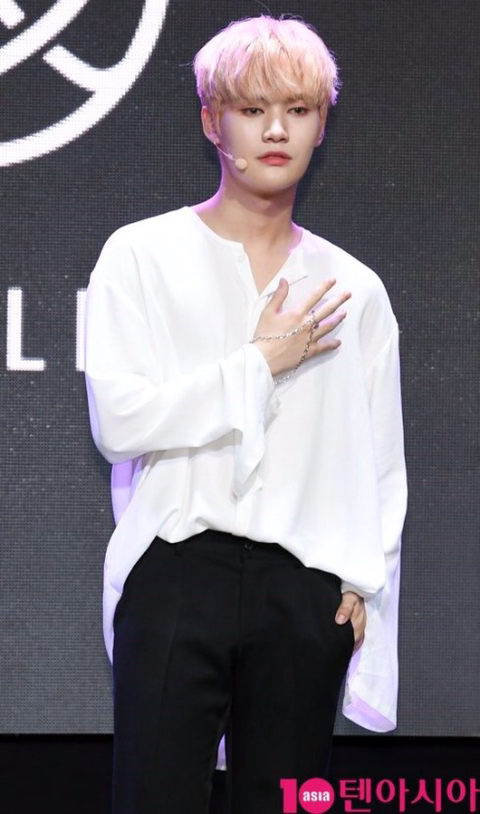 현*우 이미지