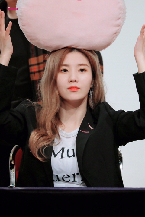 비즈주 이미지