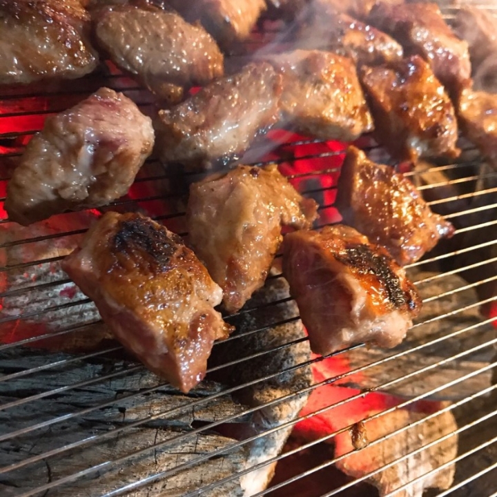 뚝방삼지창 이미지