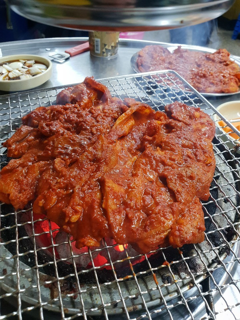 생돼지구이 이미지