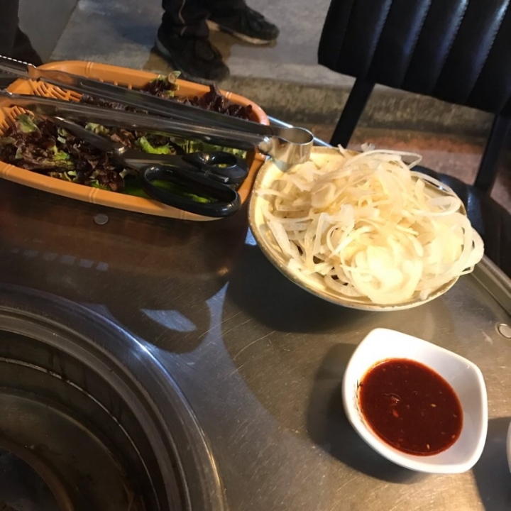 삼지창 이미지