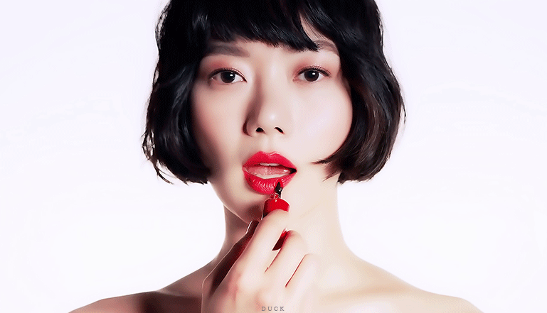 여자 연예인으로 재구성 해본 패션잡지 의인화.gif | 인스티즈