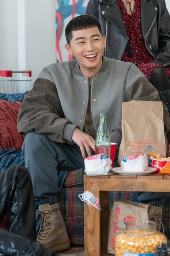 새로이 이미지