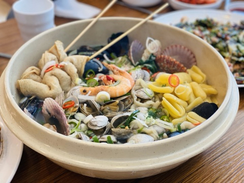 대왕칼국수 이미지