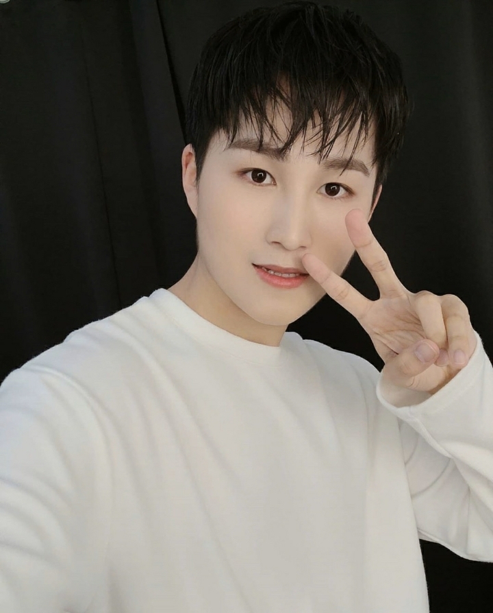 우잉 이미지