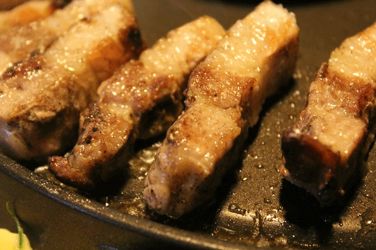 돼지갈비, 삼겹살 구이 평생공짜(가족 지인까지 포함) vs 한우 소갈비 구이 평생 공짜(오직 혼자만) | 인스티즈