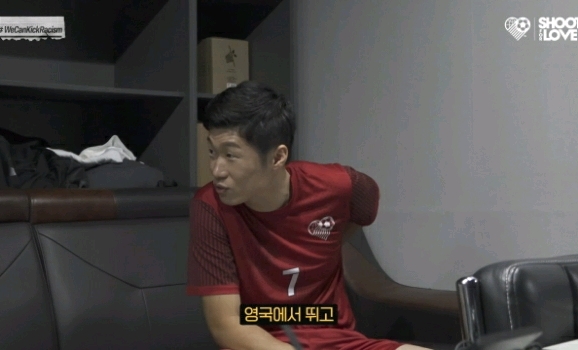 박지성이 지목한 인종차별 캠페인 다음 주자 3명.jpg | 인스티즈