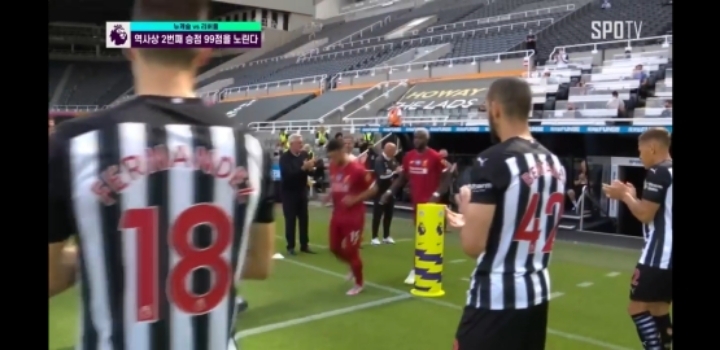 리버풀이 받은 가드오브아너 | 인스티즈