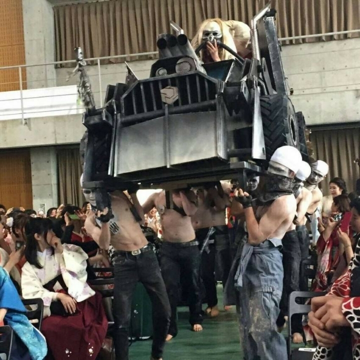 의정부고도 한수접게 만드는 졸업사진 끝판왕 | 인스티즈