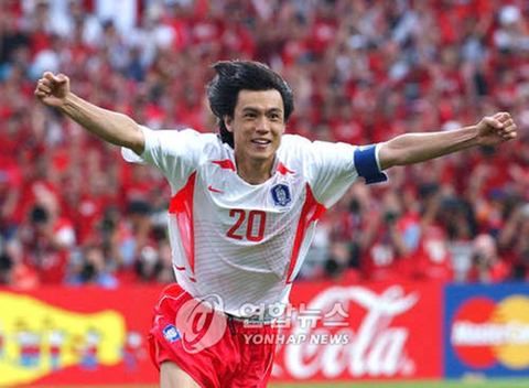 한국축구 주장 하면 가장 먼저 떠오르는 선수는? | 인스티즈