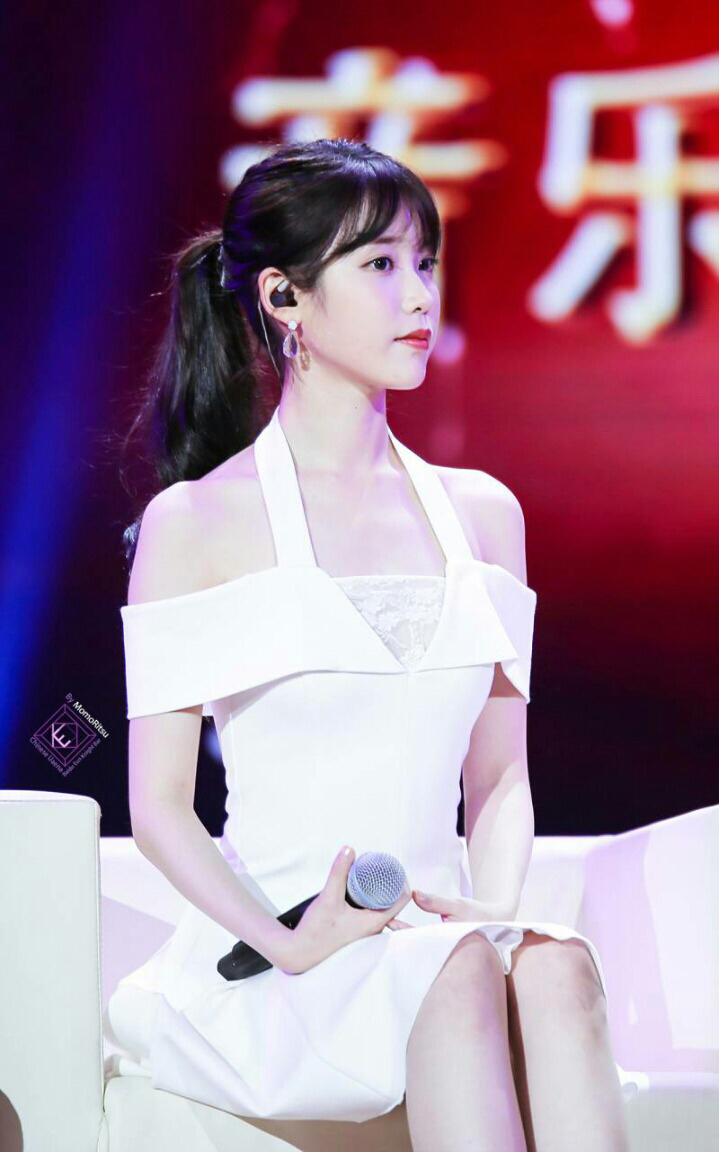 아이유 닮은 이지금 | 인스티즈