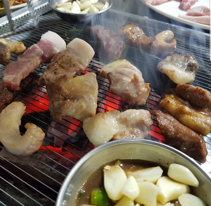 황제참숯뒷고기 이미지