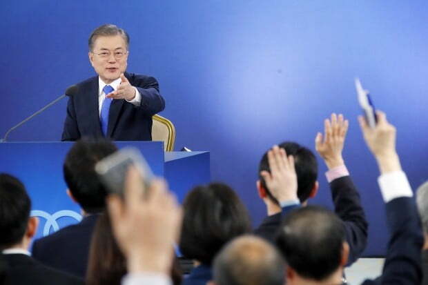 이랬던 기자회견 .jpg | 인스티즈